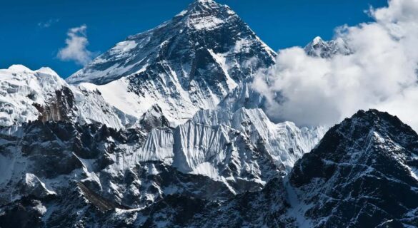 Where is Mount Everest: The Highest Peak in the World