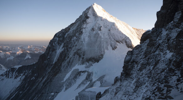A Complete Guide to Climbing Lhotse Expedition